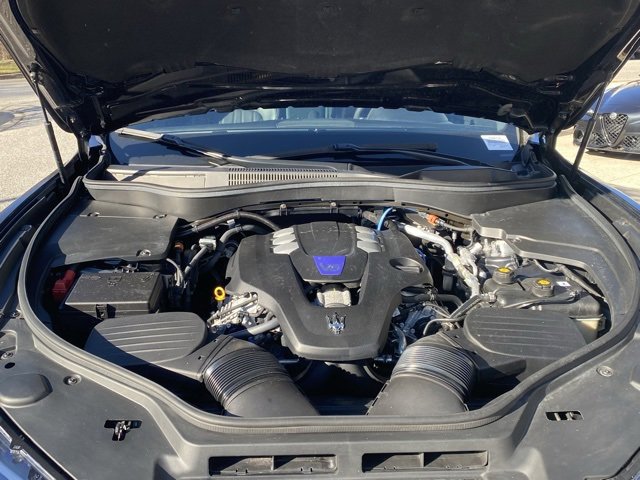 Used 2023 Maserati Levante Modena image 10