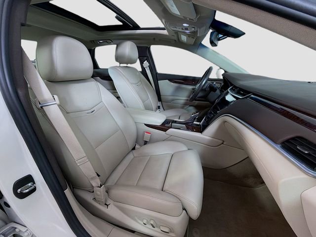 Used 2013 Cadillac XTS Luxury image 30