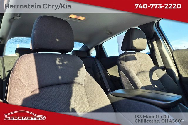 Used 2024 Chevrolet Malibu LT image 27