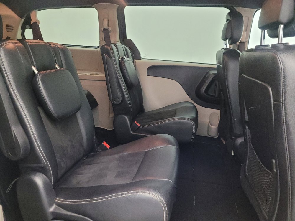 Used 2020 Dodge Grand Caravan SXT FWD image 19