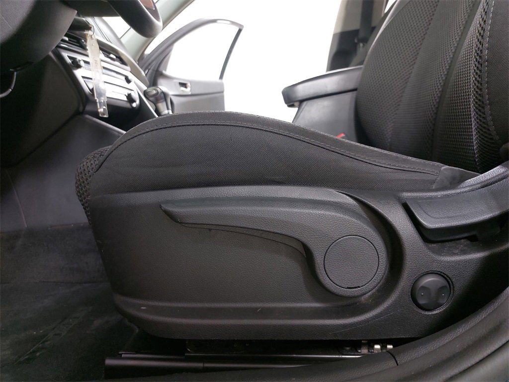 Used 2020 Kia Optima LX image 33