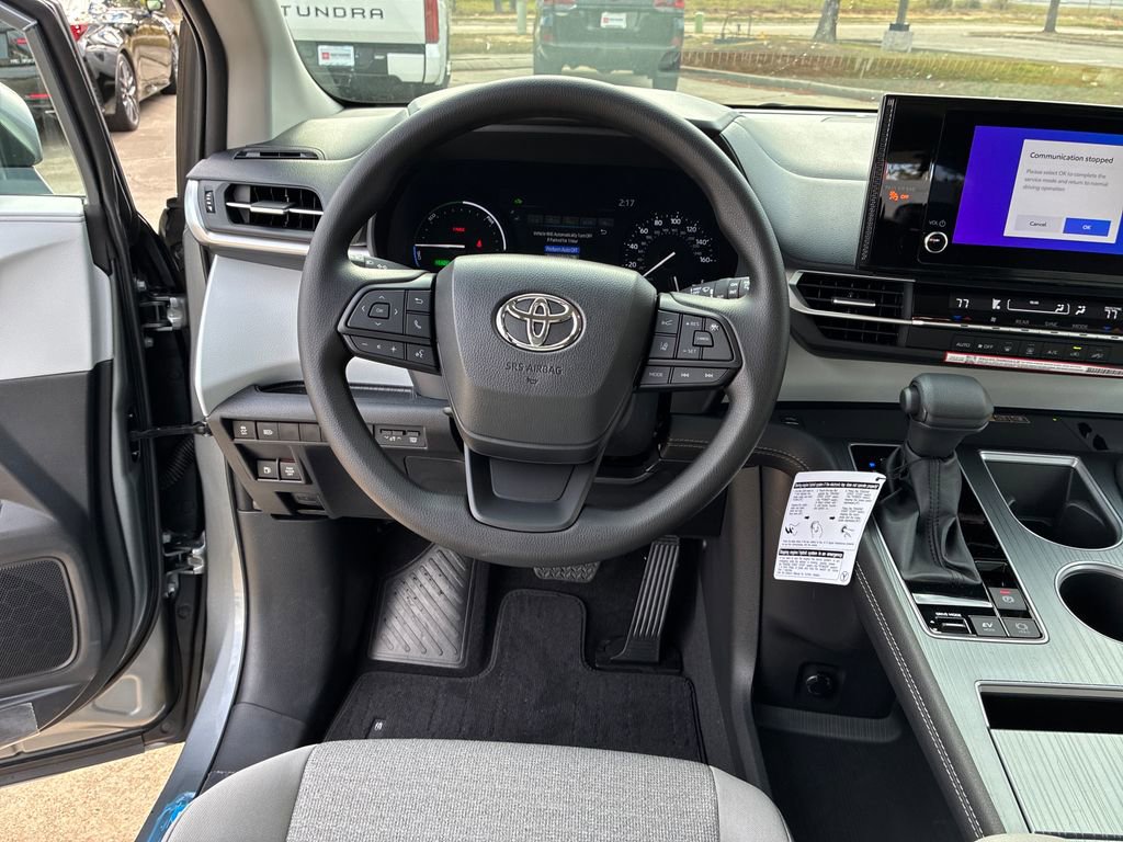 New 2026 Toyota Sienna LE image 19
