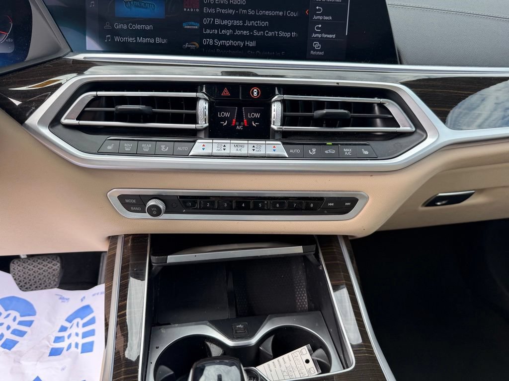 Used 2021 BMW X7 xDrive40i w/ Premium Package AWD/4WD image 18