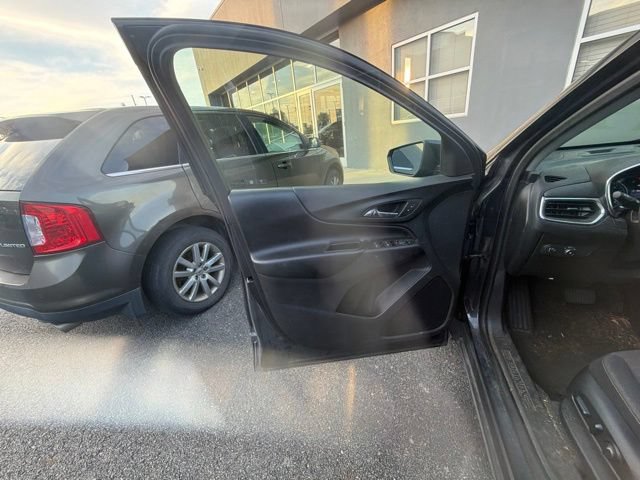 Used 2023 Chevrolet Equinox LT FWD image 9