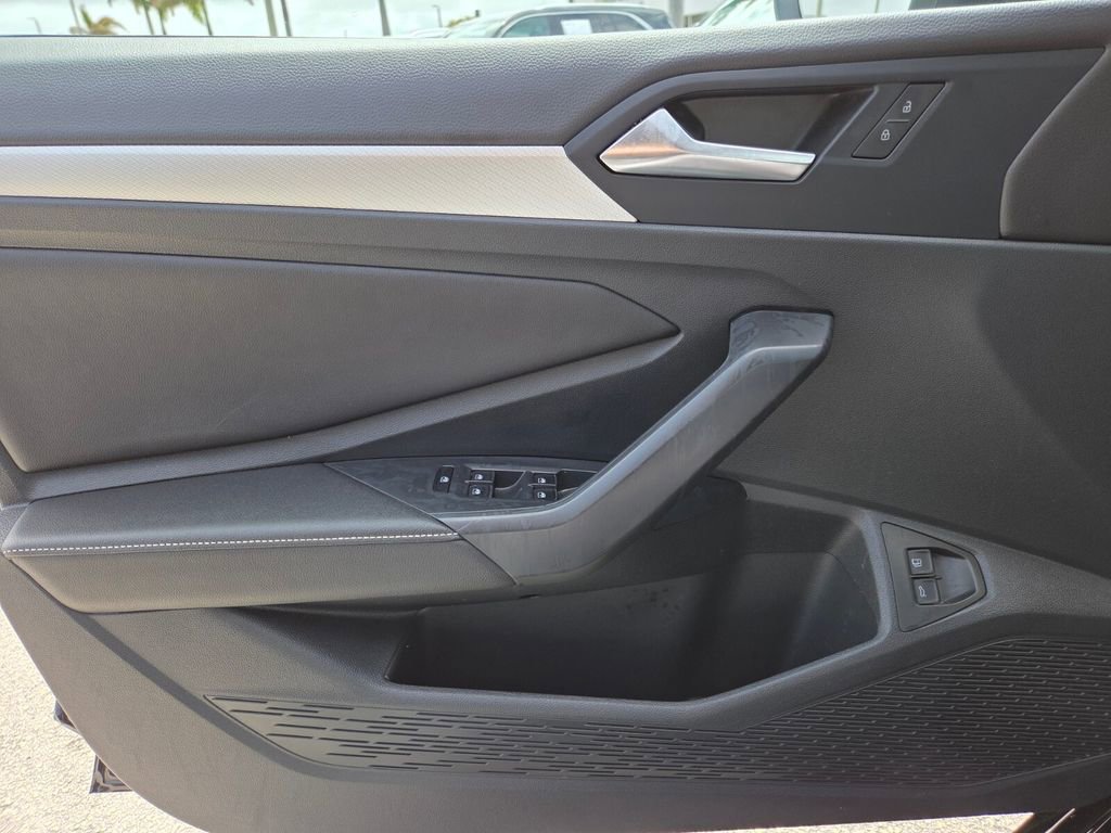 Used 2024 Volkswagen Jetta S FWD image 23