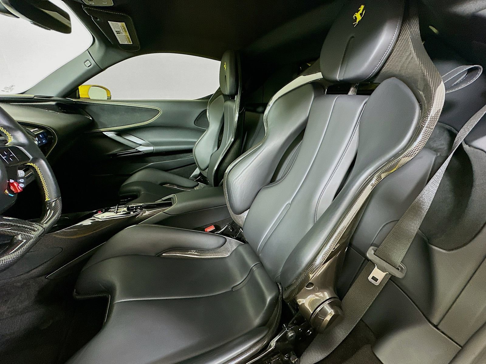 Used 2022 Ferrari SF90 Stradale AWD/4WD image 32