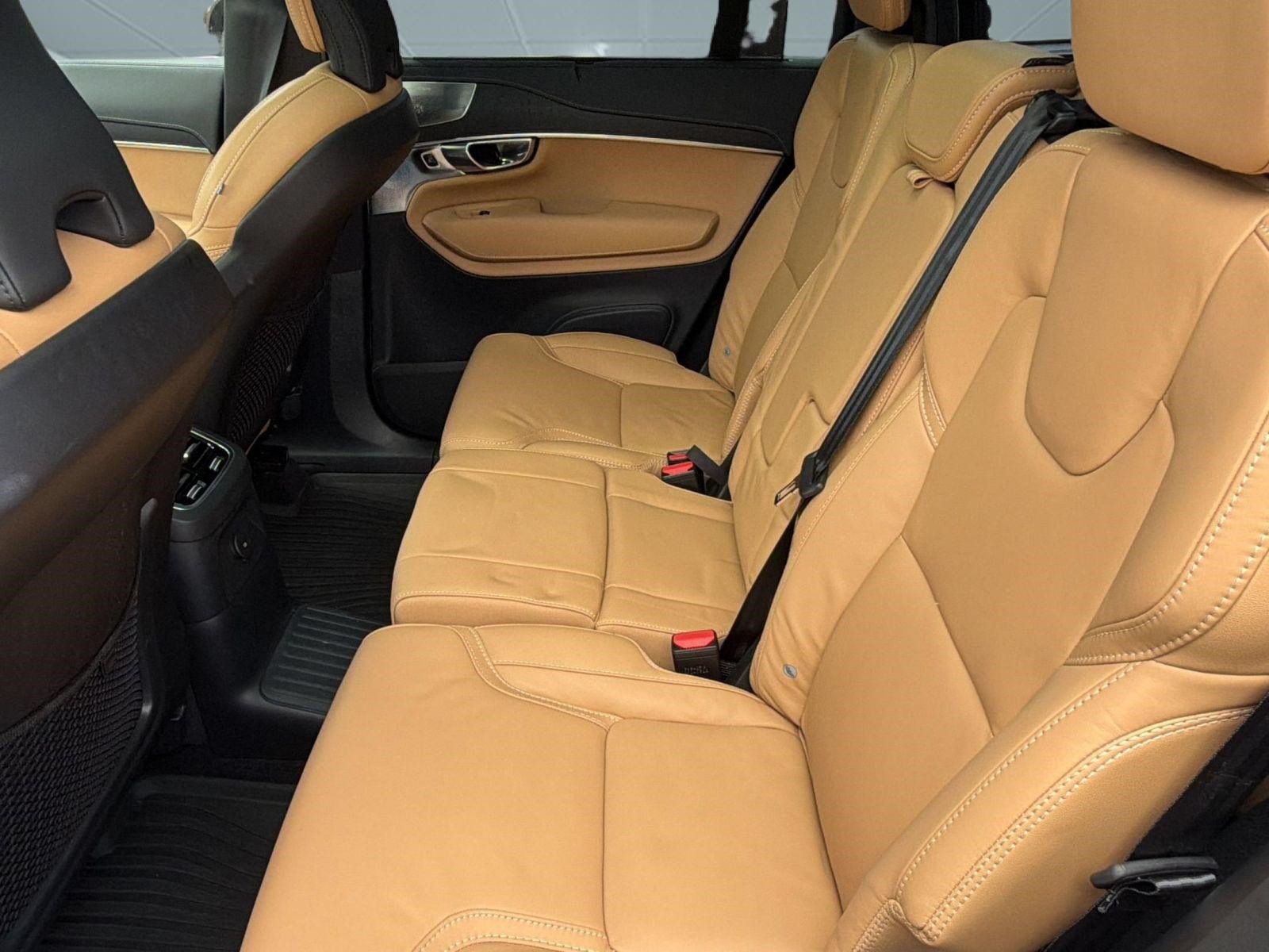 Certified 2024 Volvo XC90 T8 Ultimate w/ Protection Package Premier AWD/4WD image 23