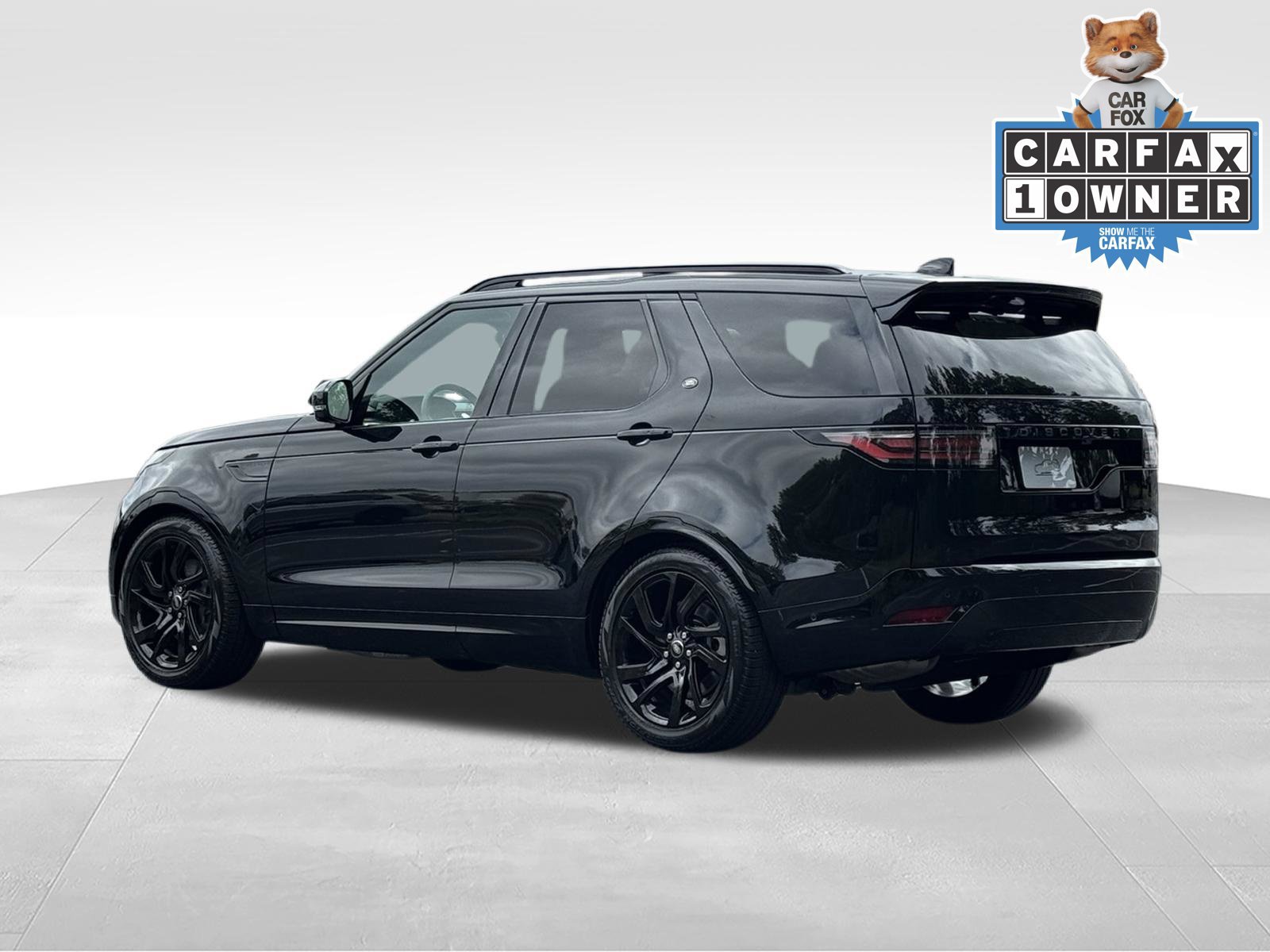 New 2025 Land Rover Discovery Dynamic SE AWD/4WD image 3