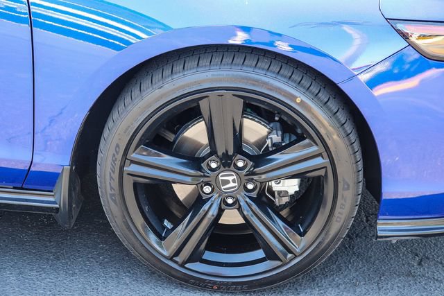 Used 2024 Honda Accord Sport image 8