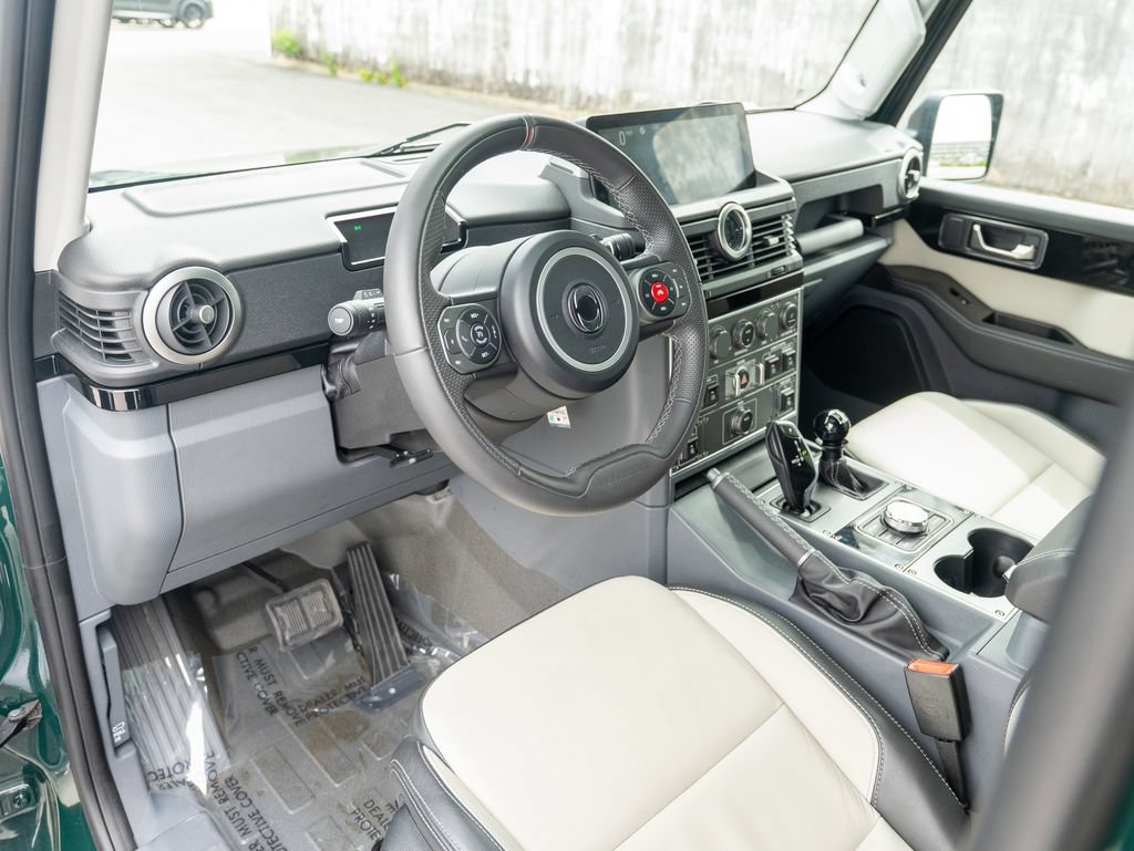 Used 2025 INEOS Grenadier AWD/4WD image 12
