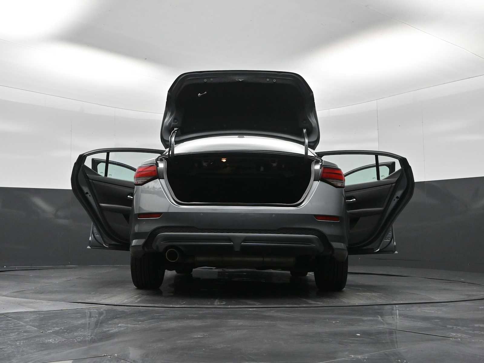 Used 2021 Nissan Sentra SR image 36