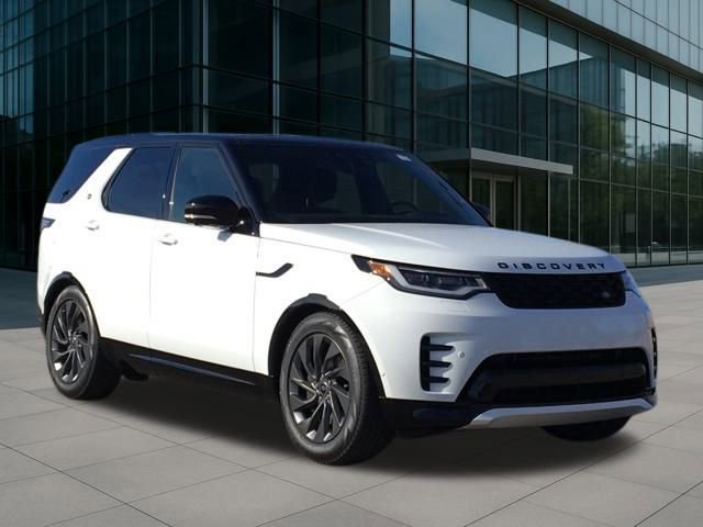New 2024 Land Rover Discovery Dynamic SE image 7