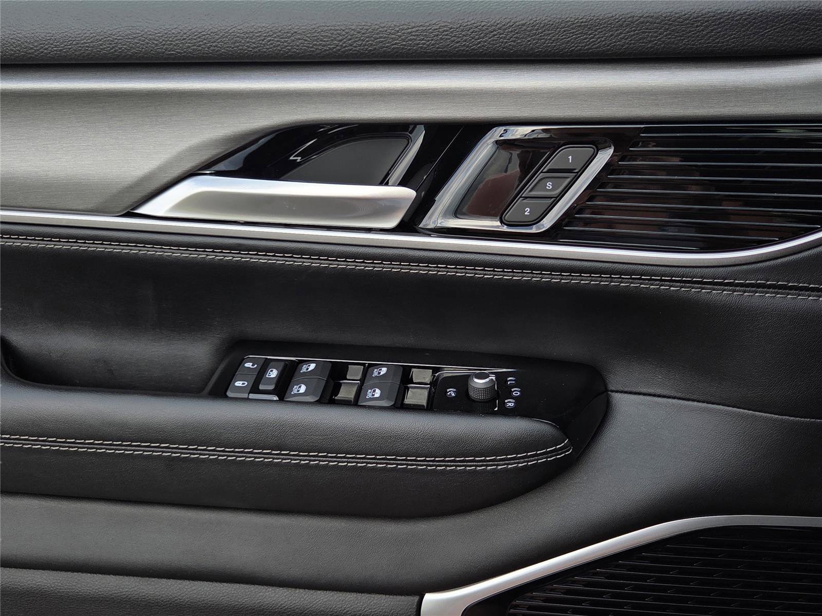 New 2026 Jeep Grand Wagoneer Limited image 24