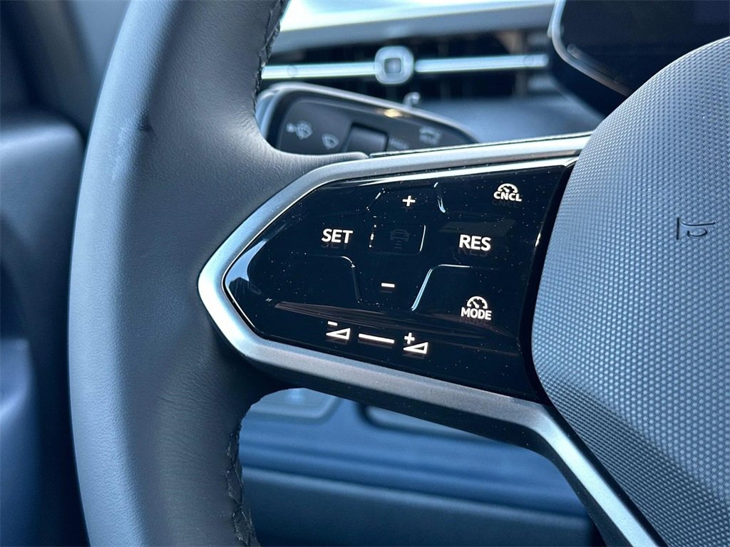 New 2025 Volkswagen ID. Buzz Pro S image 12