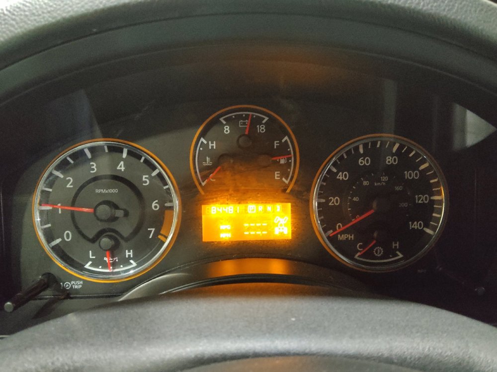 Used 2013 Nissan Armada Platinum image 23