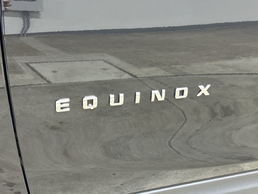 Used 2024 Chevrolet Equinox LT FWD image 25