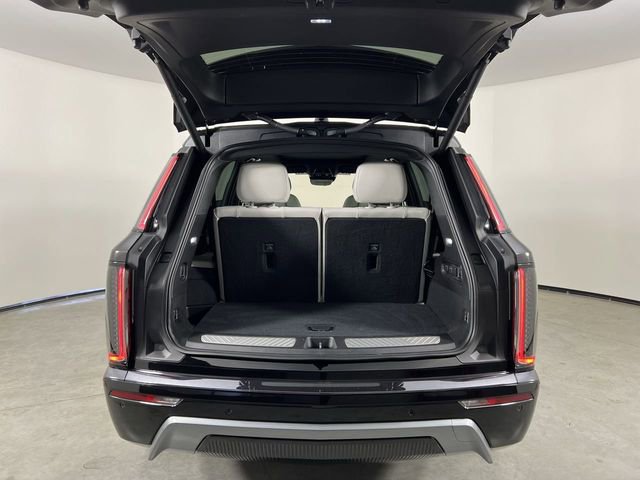 Used 2026 Cadillac Vistiq Sport image 27