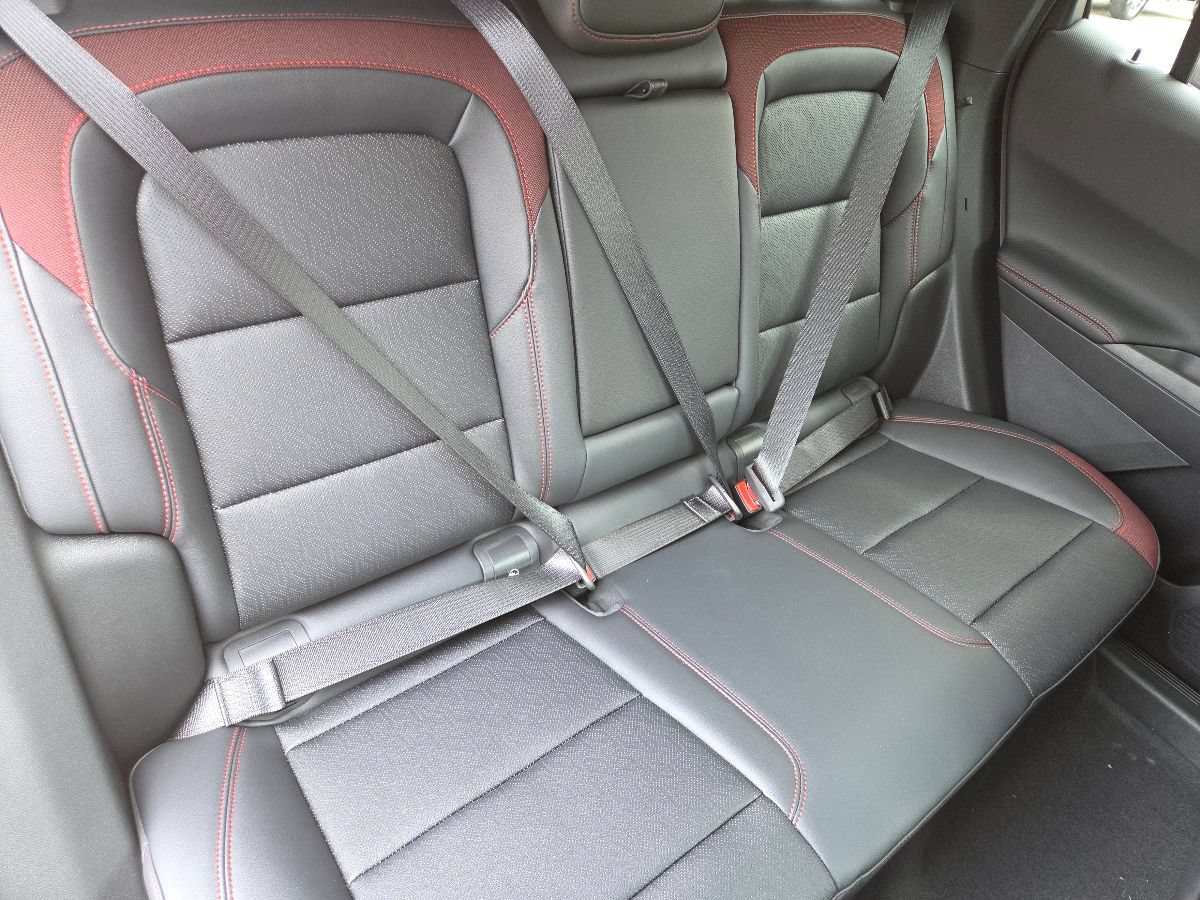 New 2027 Chevrolet Equinox RS FWD image 23