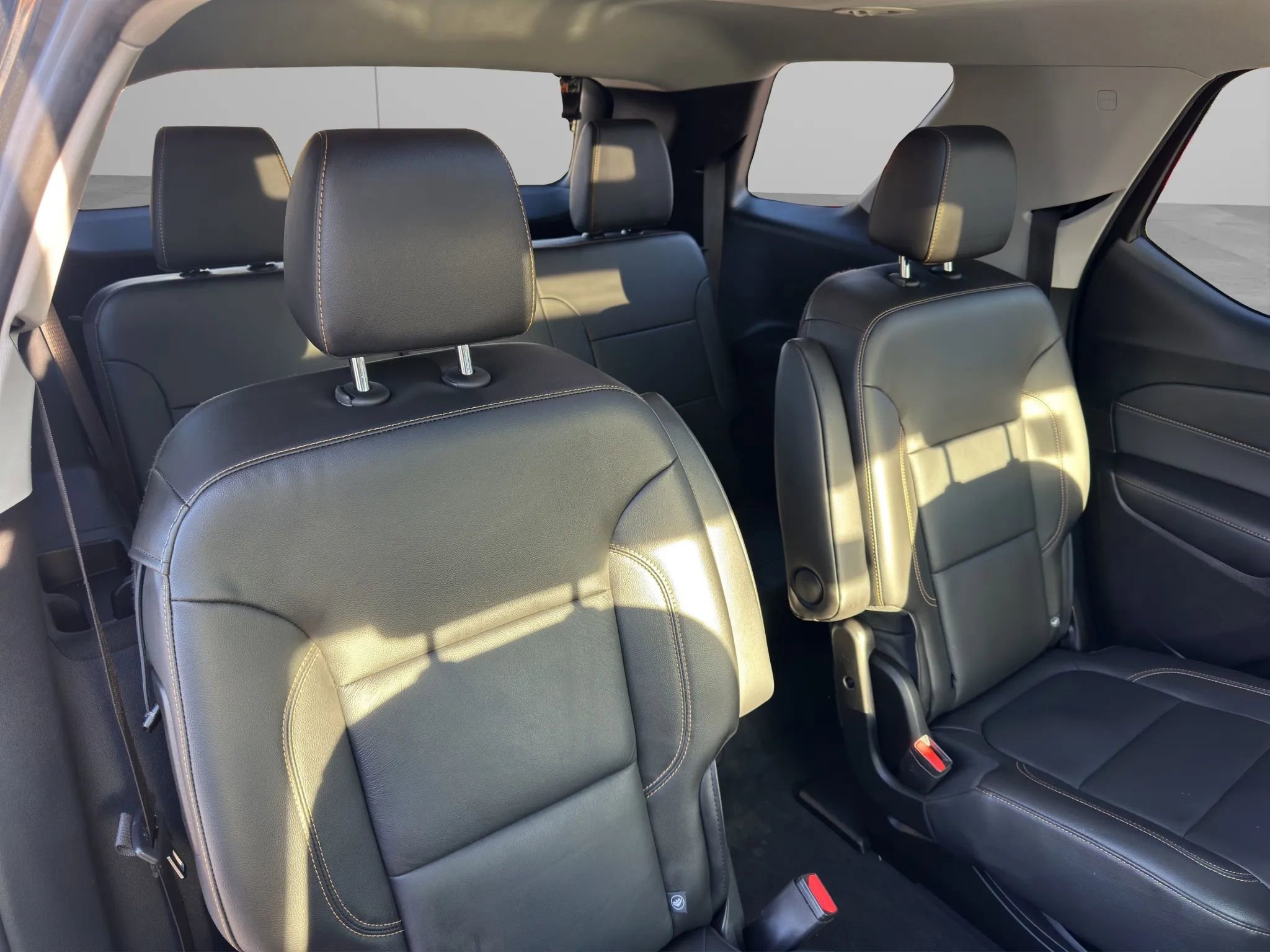 Used 2021 Chevrolet Traverse RS AWD/4WD image 14