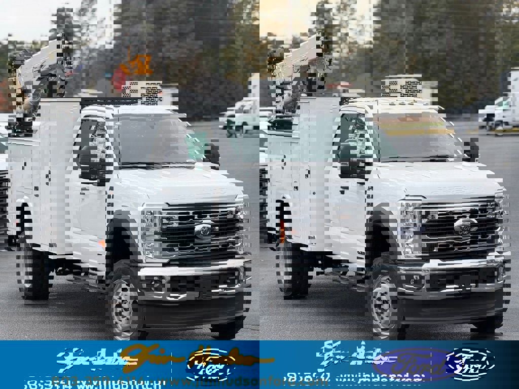 New 2026 Ford F550 4x4 Supercab Super Duty image 3
