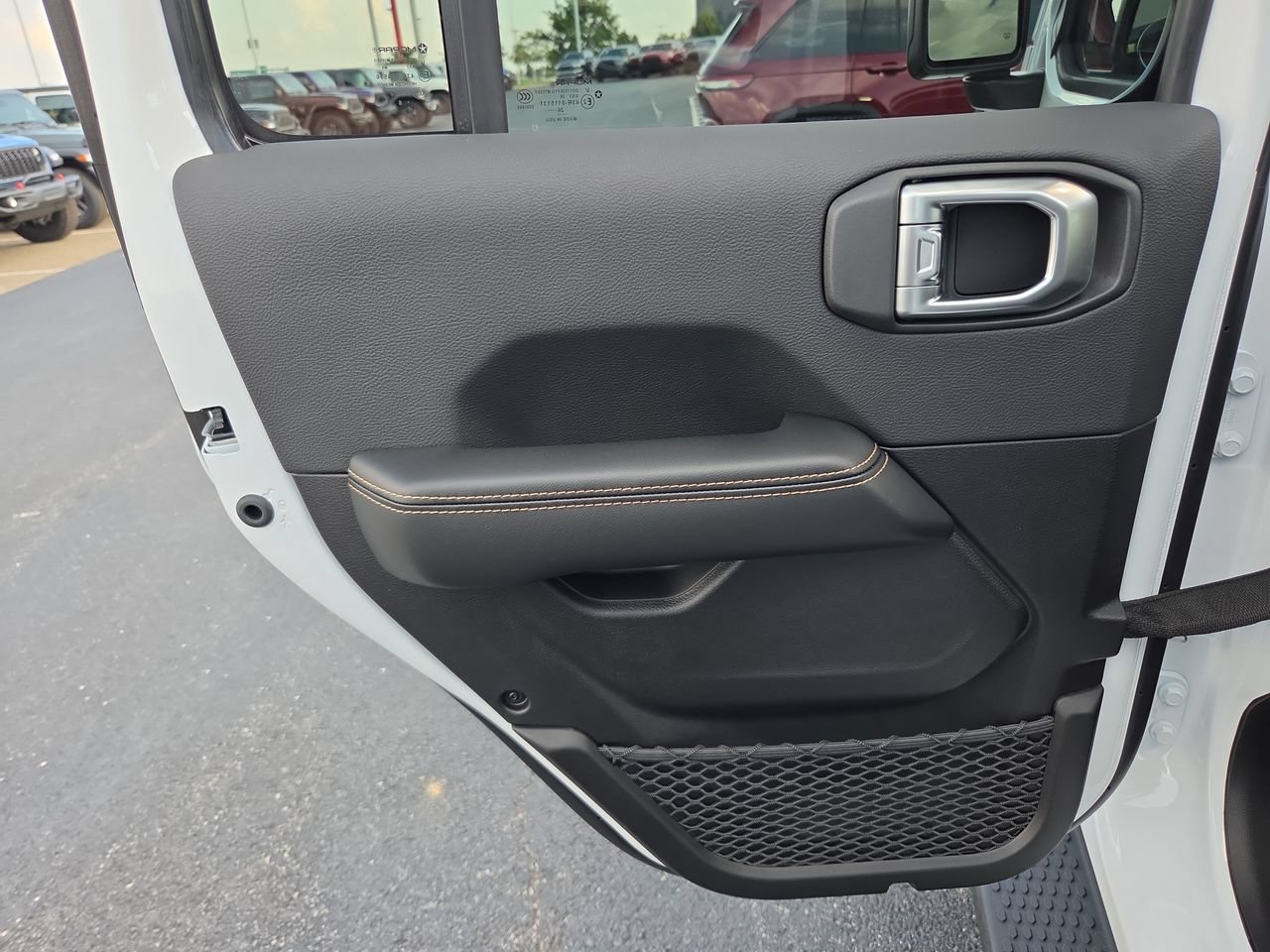 New 2027 Jeep Wrangler Unlimited Sahara AWD/4WD image 19