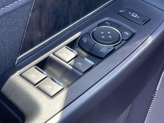 New 2026 Ford F350 Lariat image 15