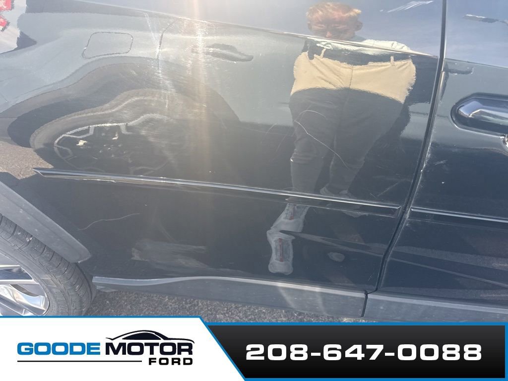 Used 2021 Toyota RAV4 XLE Premium AWD/4WD image 13