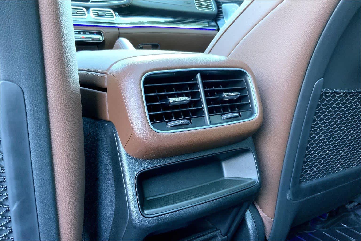 Used 2025 Mercedes-Benz GLE 450 4MATIC image 35