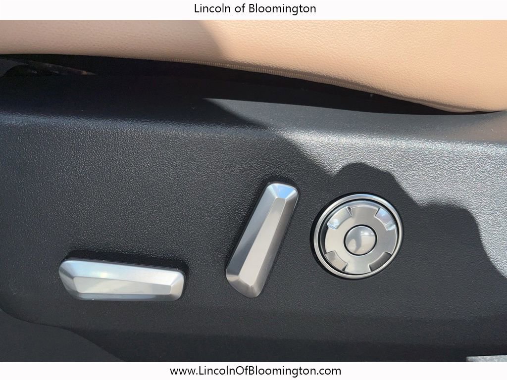 New 2025 Lincoln Navigator L Black Label image 37