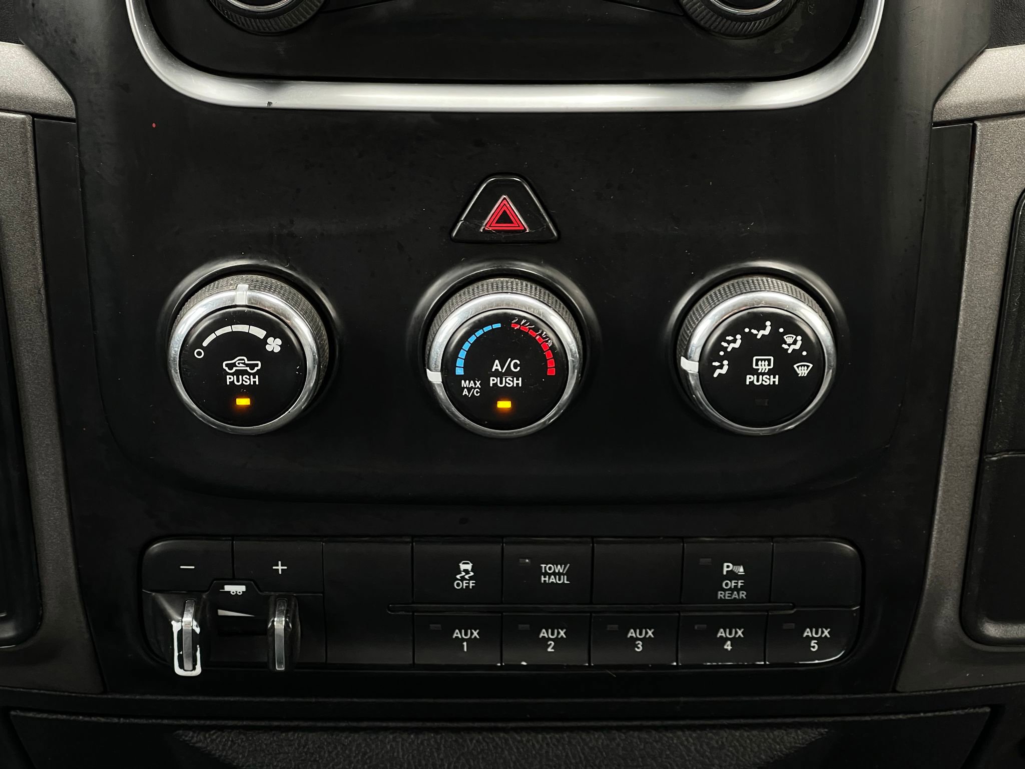 Used 2016 RAM 2500 Tradesman image 22