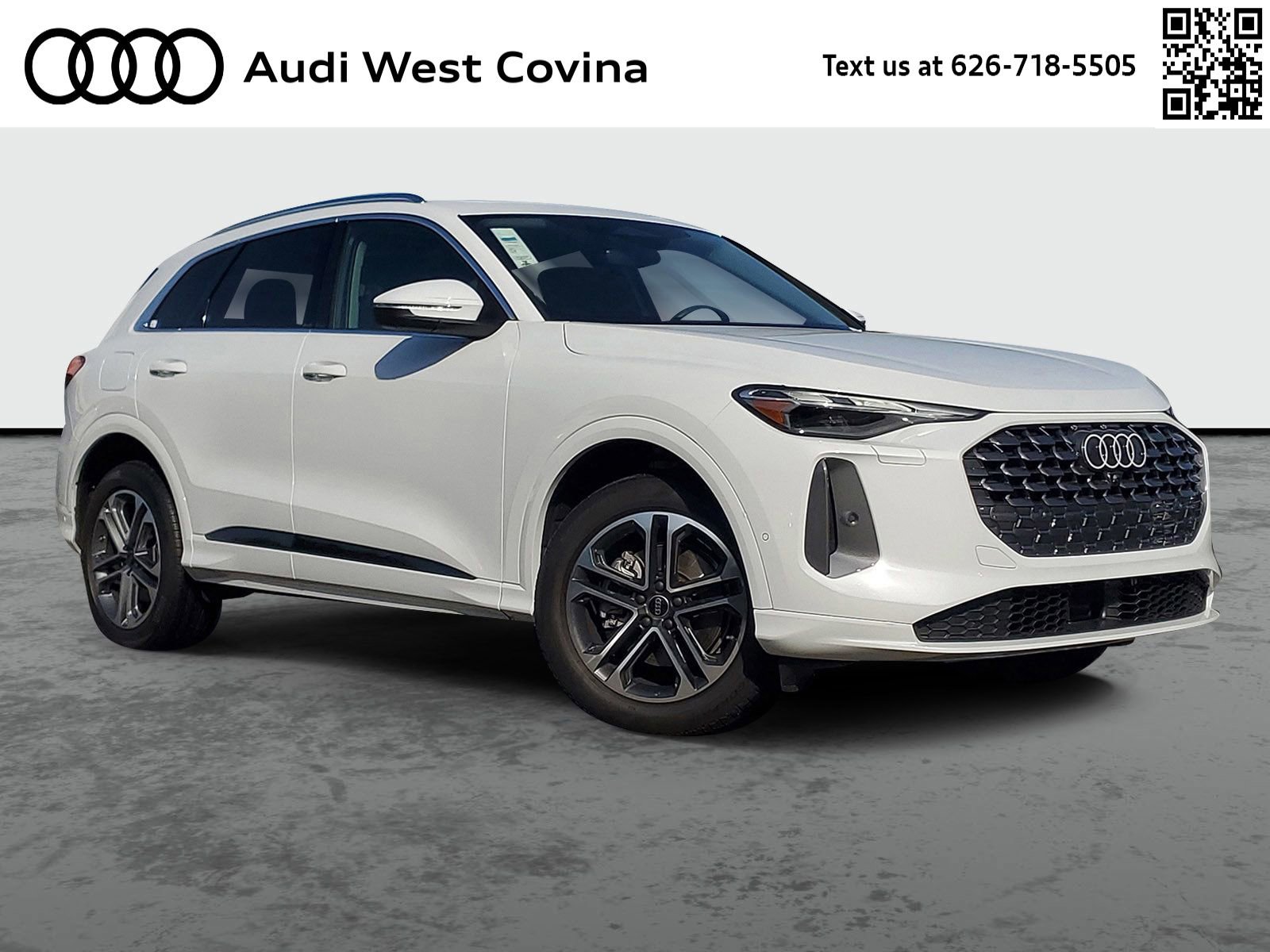 Used 2025 Audi Q5 Premium w/ Convenience Package