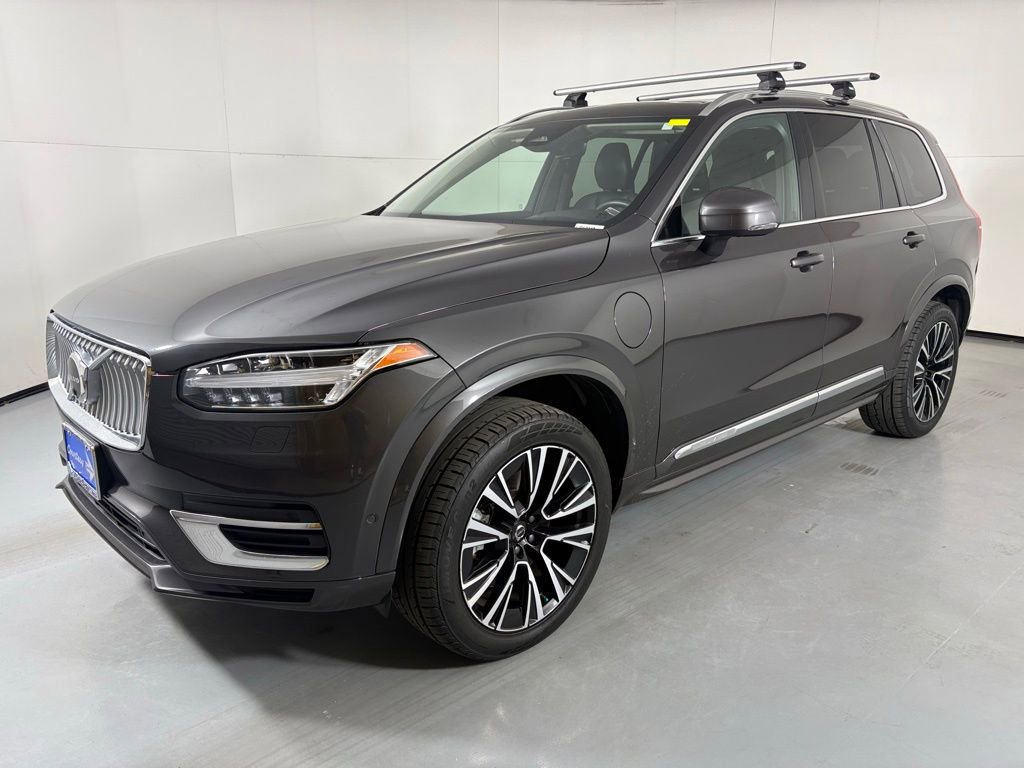 Used 2023 Volvo XC90 T8 Plus image 4