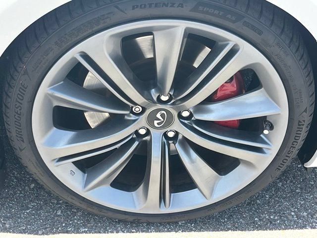 Certified 2019 INFINITI Q60 Red Sport 400 RWD image 30