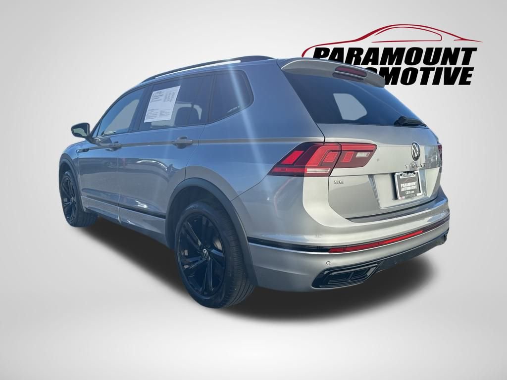 Certified 2024 Volkswagen Tiguan SE R-Line image 5