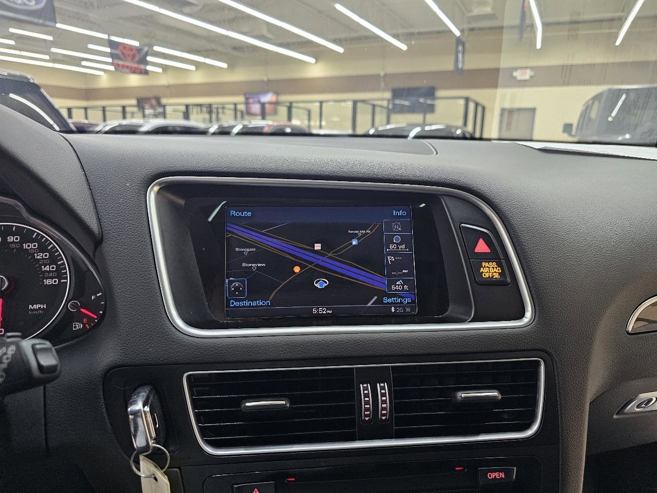 Used 2016 Audi Q5 2.0T Premium Plus w/ Technology Package image 31