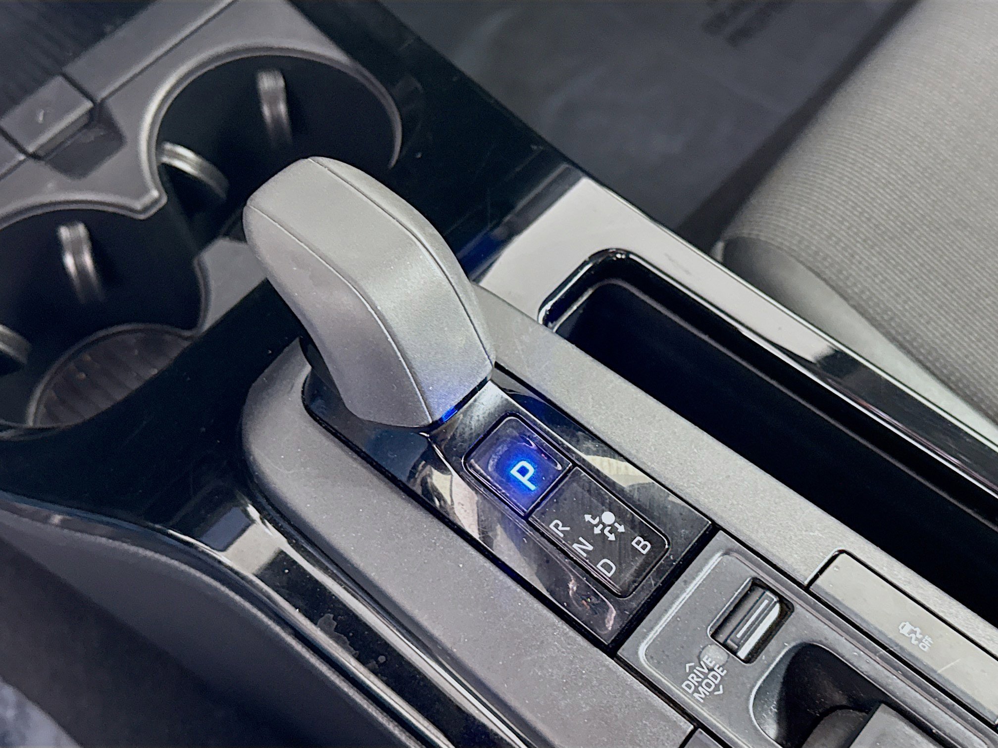 Used 2023 Toyota Prius LE image 20