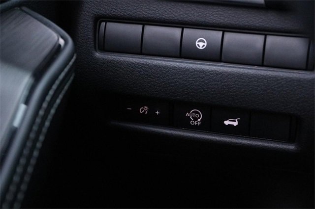 Certified 2024 Nissan Rogue SV image 19