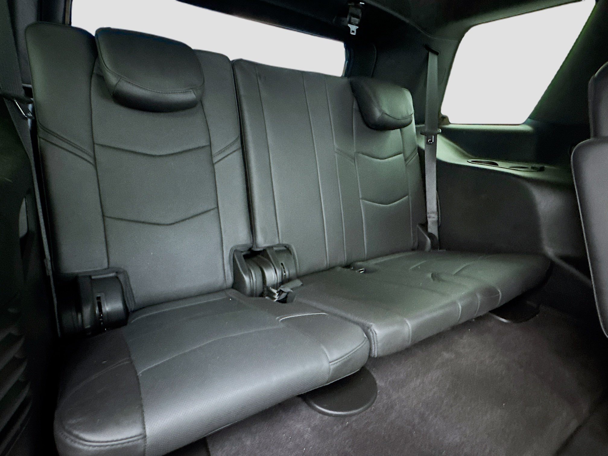 Used 2020 Cadillac Escalade Platinum AWD/4WD image 20