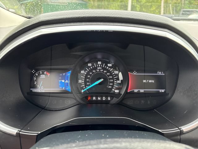 Used 2017 Ford Edge Titanium w/ Equipment Group 301A AWD/4WD image 13