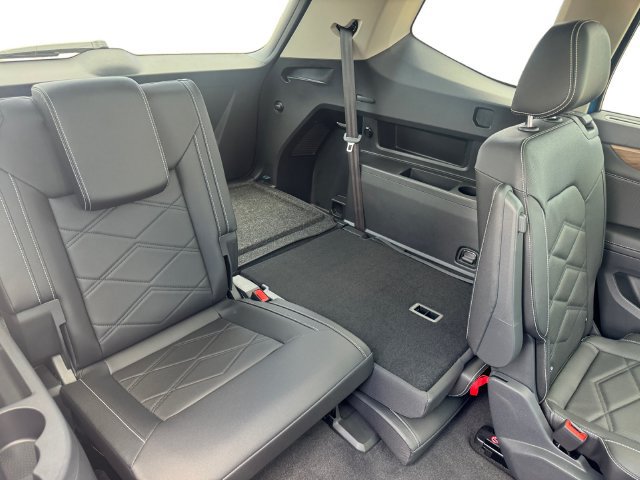 New 2026 Volkswagen Atlas SE FWD image 17