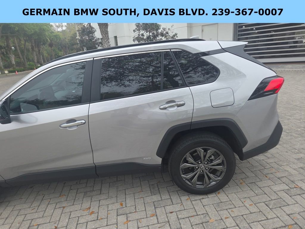 Used 2023 Toyota RAV4 Limited image 7