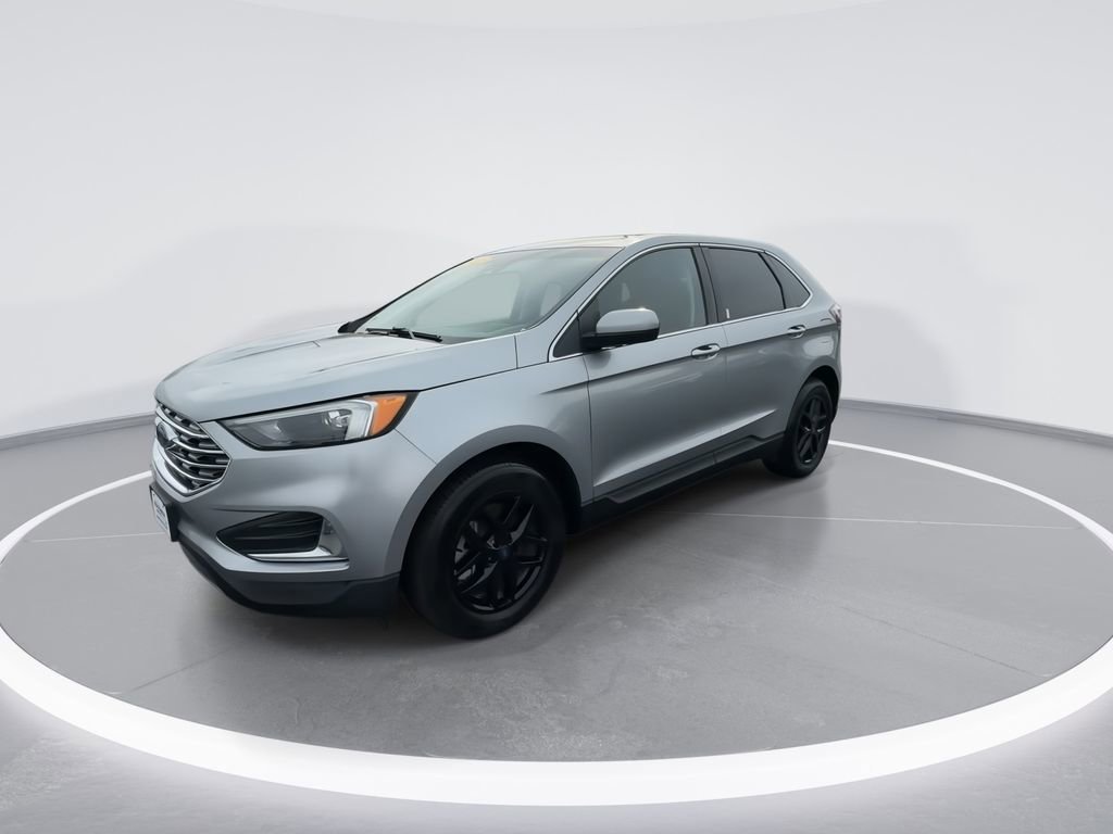 Used 2022 Ford Edge SEL image 4