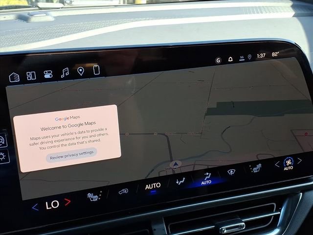 New 2026 Chevrolet Equinox EV LT w/ Comfort Package image 30