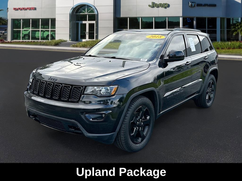 Used 2018 Jeep Grand Cherokee Laredo image 3