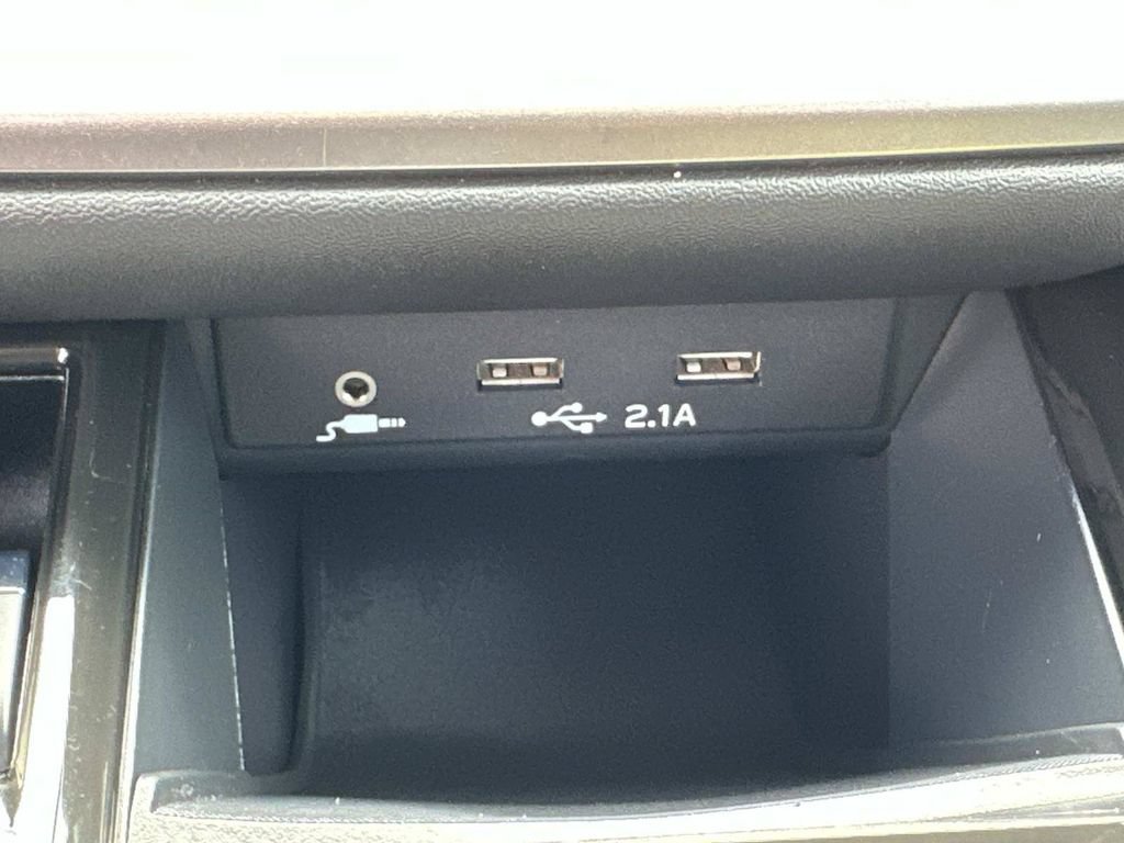 Used 2022 Subaru Outback Premium AWD/4WD image 14