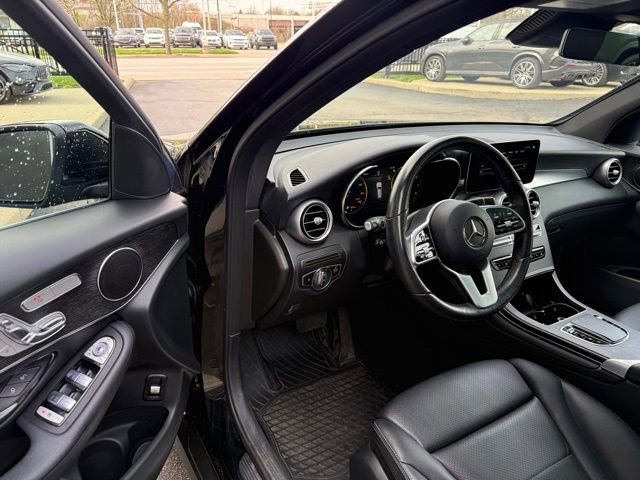 Certified 2022 Mercedes-Benz GLC 300 4MATIC image 12