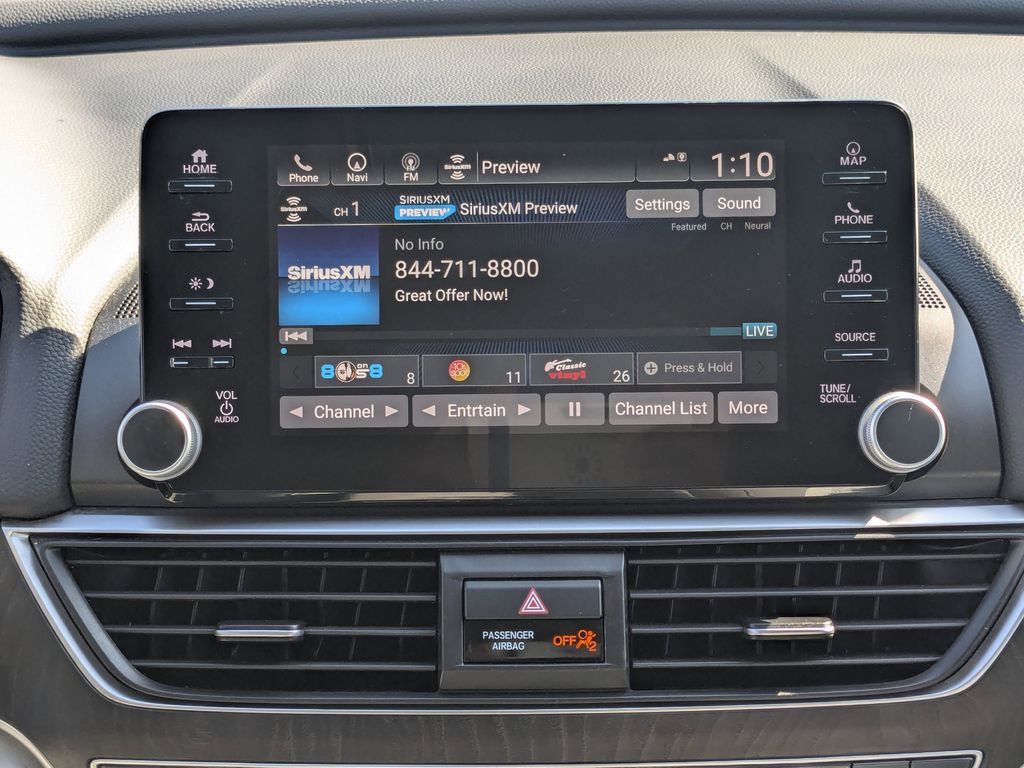 Used 2018 Honda Accord Touring image 5