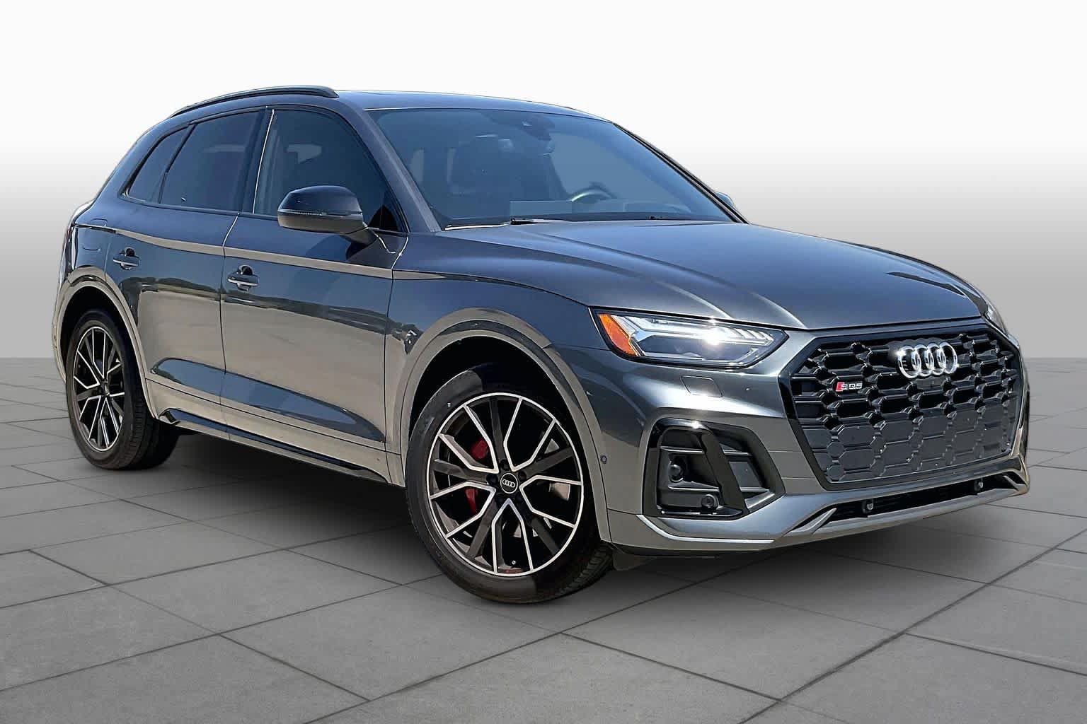 Used 2023 Audi SQ5 Prestige w/ Prestige Package AWD/4WD image 3