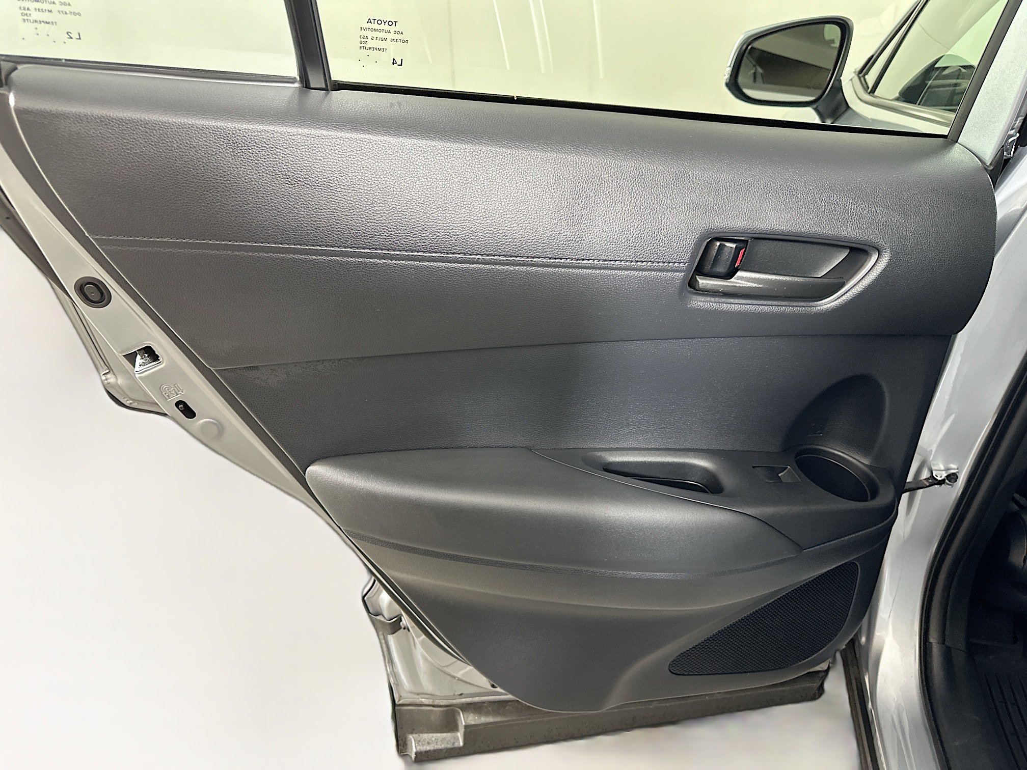 Used 2024 Toyota Corolla Cross LE w/ Black Badges Package (TMS) image 24