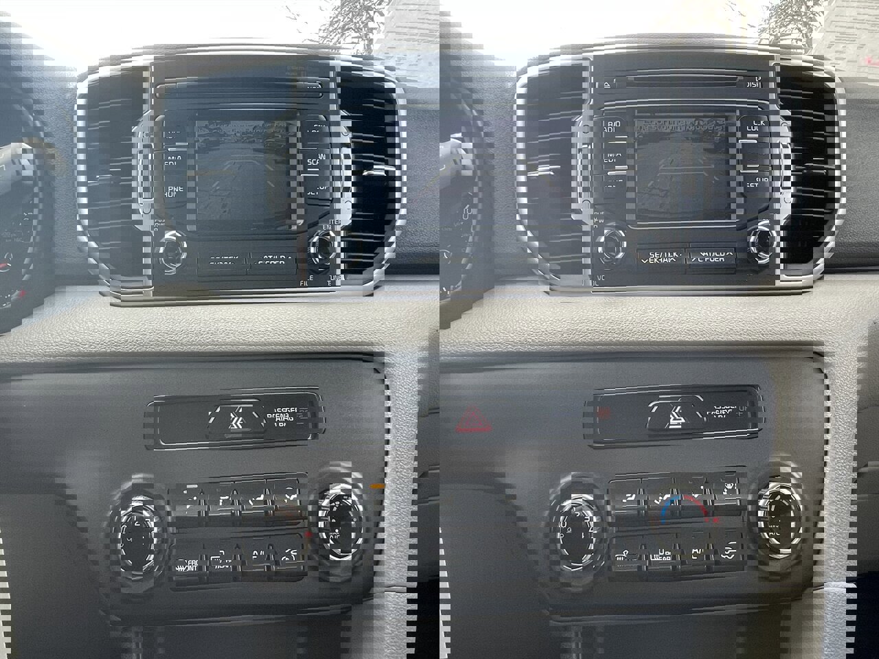 Used 2019 Kia Sportage LX image 13